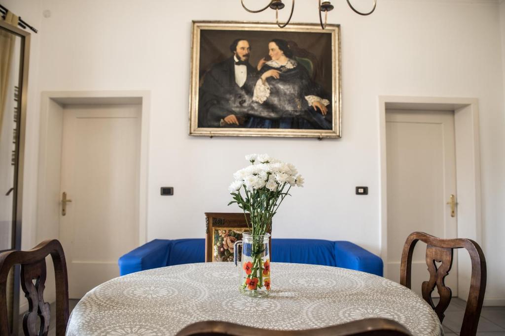 Venetian Mood: Secret Garden room 2