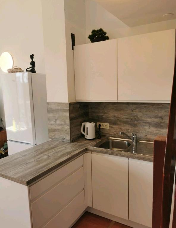 SOLAR HOME POREČ-ČERVAR PORAT room 5