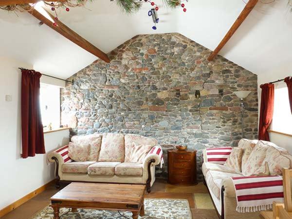 Sonya's Cottage room 3