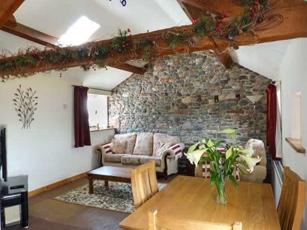 Sonya's Cottage room 4