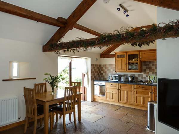 Sonya's Cottage room 6