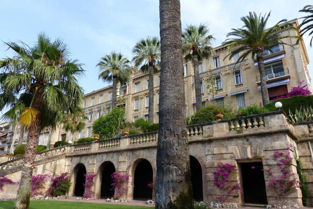 Studio In A Palace room 1