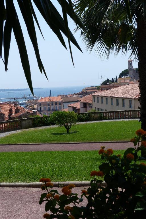 Studio In A Palace room 4