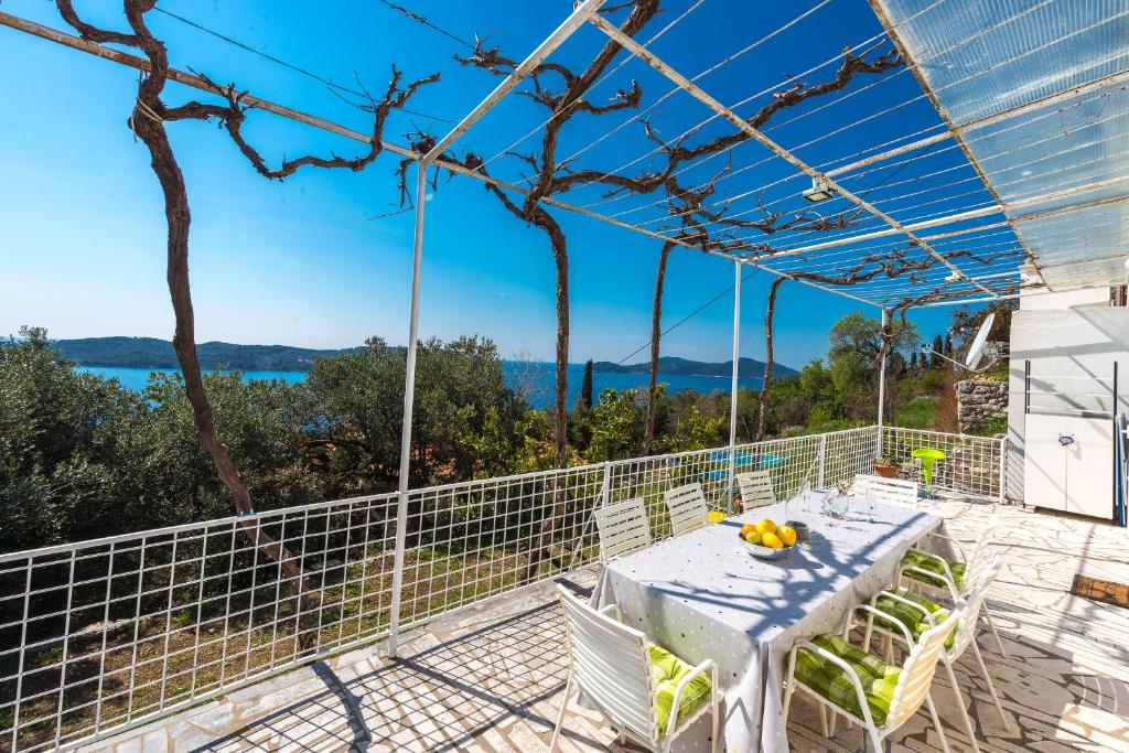 Sun N Sea Guest House room 1