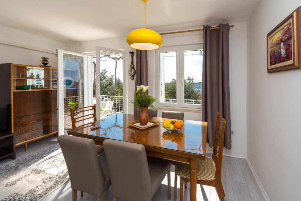 Sun N Sea Guest House room 3