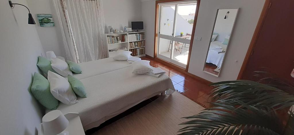 SUN & SAND GUESTHOUSE room 4