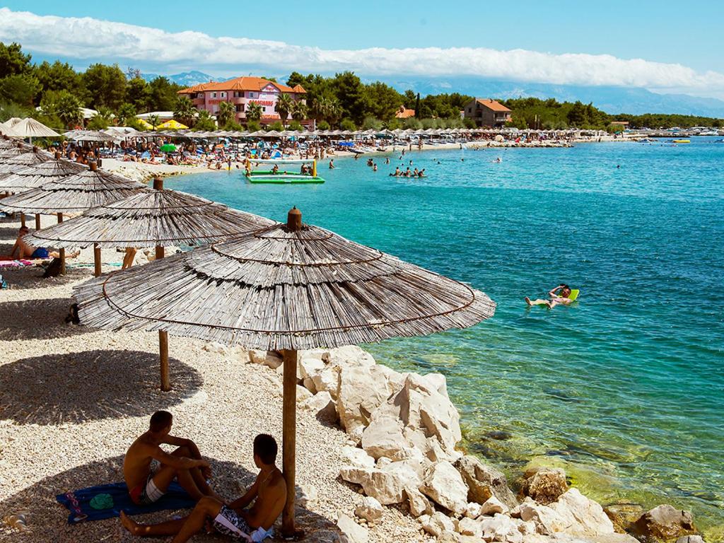 Suzi Apartmani room 3