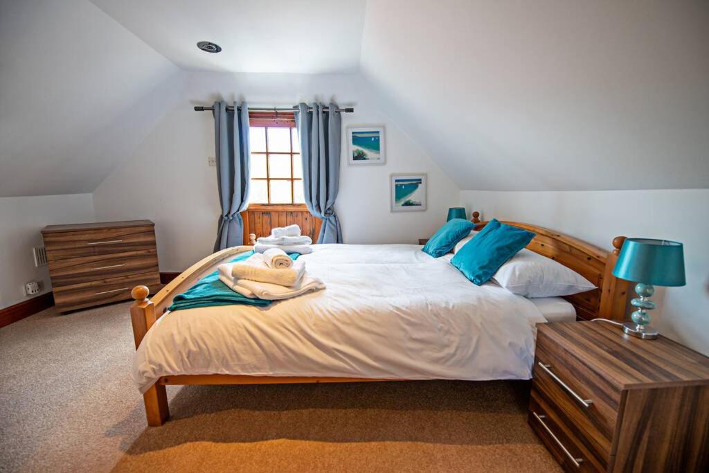 The Coach House room 4
