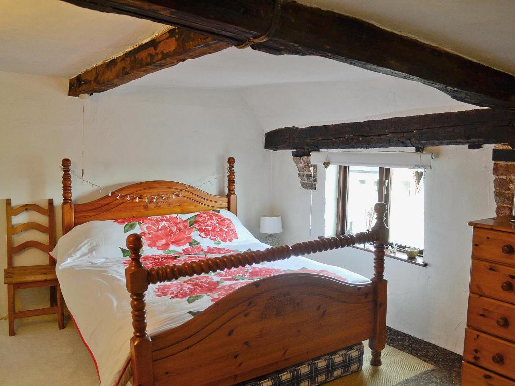 The Hideaway Cottage room 3