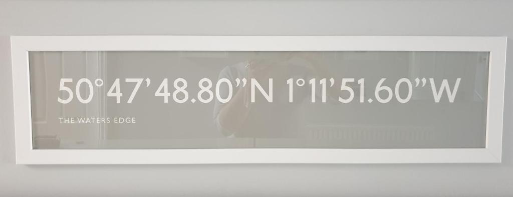 The Waters Edge room 4