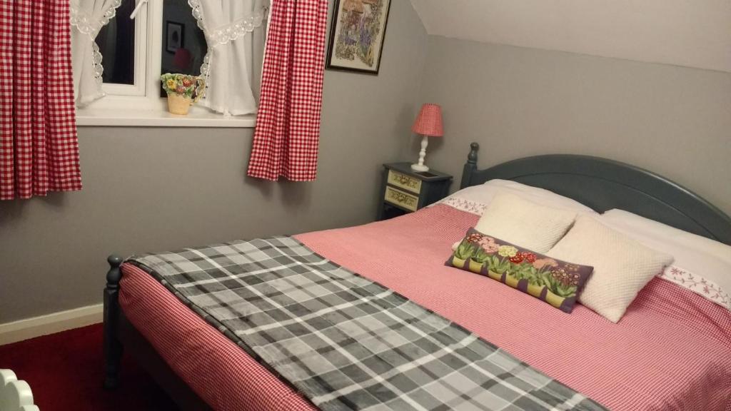 Tilly Cottage room 3