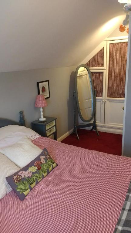 Tilly Cottage room 5