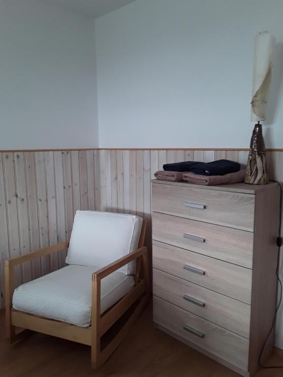 Guesthouse Vestri-Gardsauki room 6