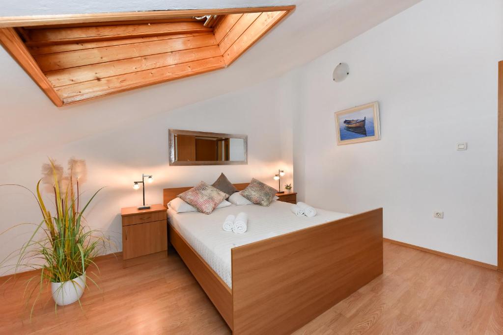 Villa Allegra 14 room 5