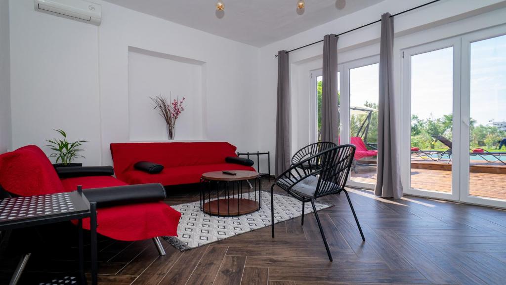 Villa Anela (with pool and boat place) room 6