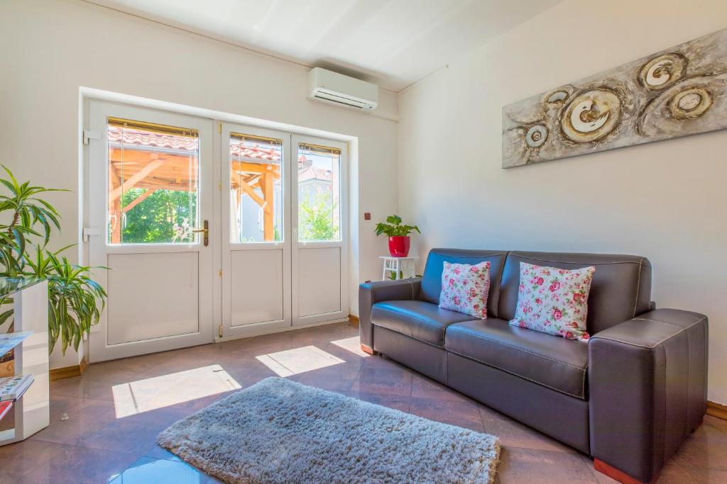 Villa M room 5