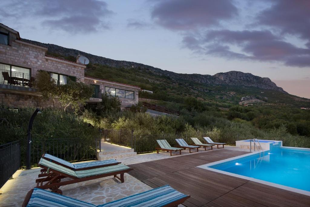 Villa Seven Gems room 2