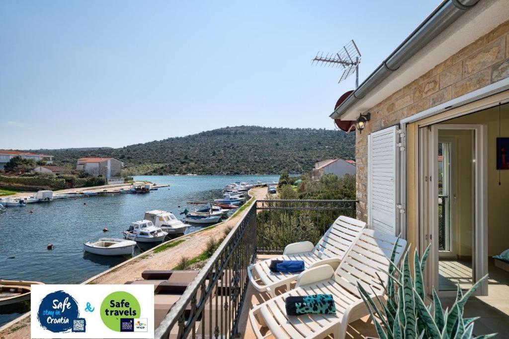 Villa Tipa 2 Podglavica room 2