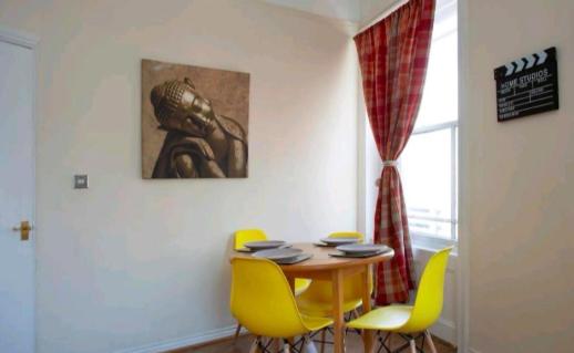 White Diamond room 3